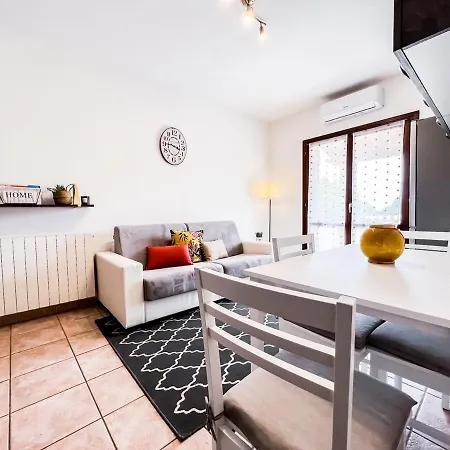 Atene 12 Апартаменты Ольбия